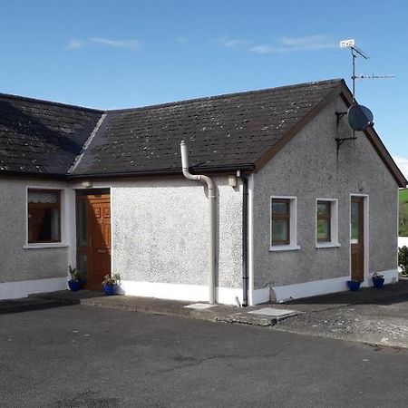 Annie'S Place Villa Newry Esterno foto
