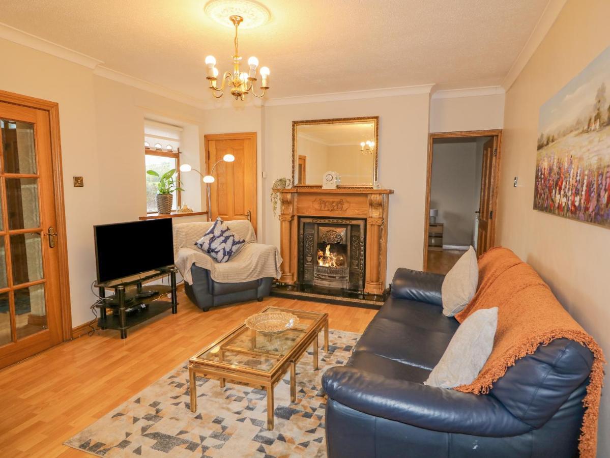 Annie'S Place Villa Newry Esterno foto