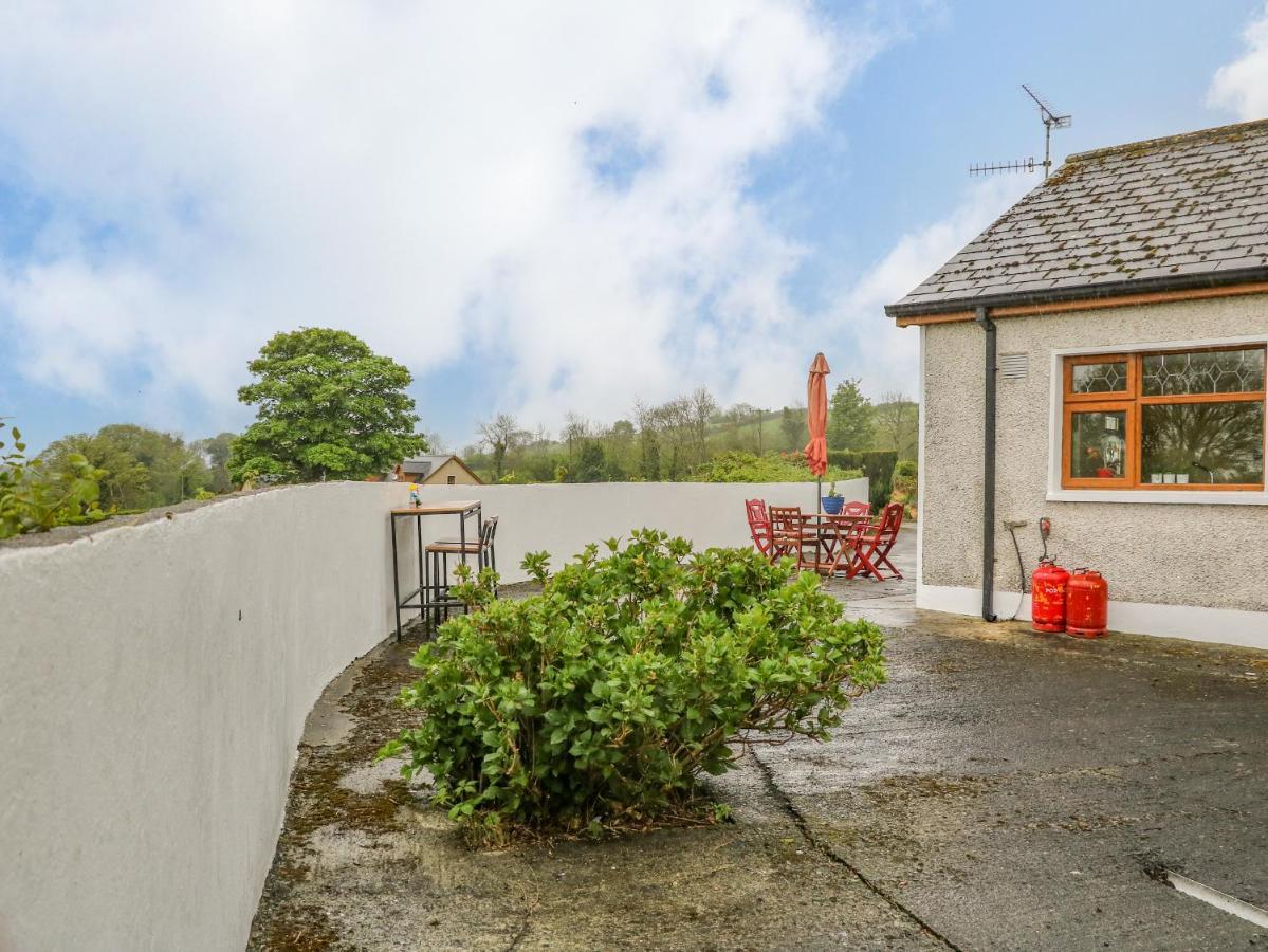Annie'S Place Villa Newry Esterno foto