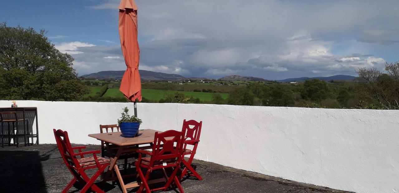 Annie'S Place Villa Newry Esterno foto